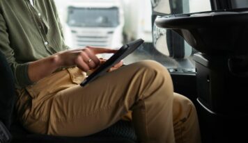 TOP Courier explica cómo reducir los costes de transporte empresarial sin afectar la calidad del servicio en un contexto de alta actividad logística