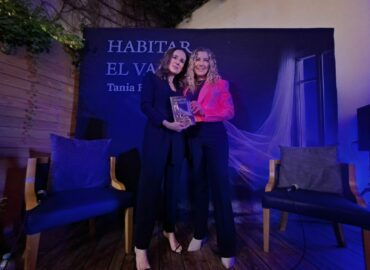 Tania Rudelman presentó su primera novela en CDMX: «Habitar el vacío»