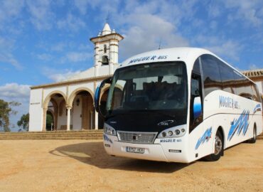 Moguerbus se afianza como la empresa líder en el transporte de pasajeros y eventos en la provincia onubense