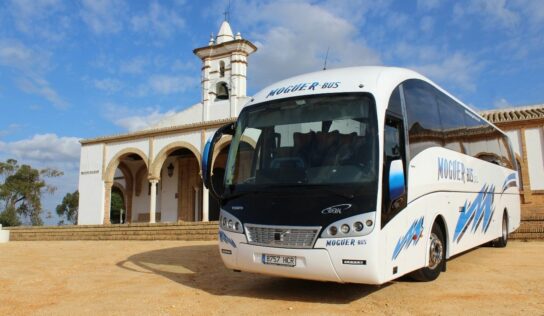 Moguerbus se afianza como la empresa líder en el transporte de pasajeros y eventos en la provincia onubense