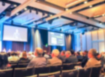 Conferenciantes para empresas: cómo MT Consulting conecta marcas con voces capaces de inspirar