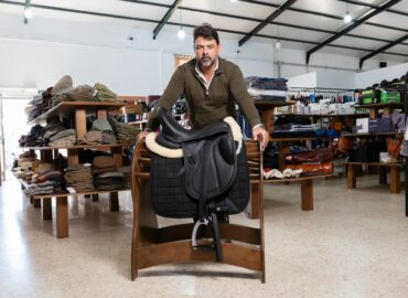 Nace Hippikos, la marca de montura de las nuevas generaciones de jinetes