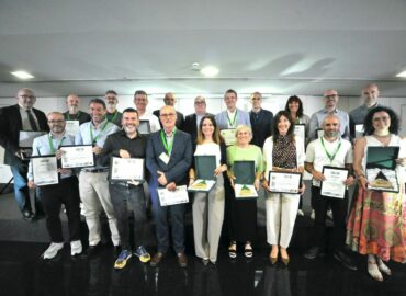 COASHIQ premia en Valencia a las empresas más comprometidas de la industria química y afines