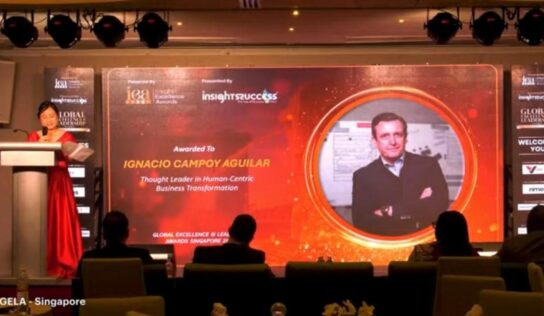 Ignacio Campoy, CEO del Grupo Educativo Formación Universitaria, premiado en Singapur por su liderazgo centrado en las personas