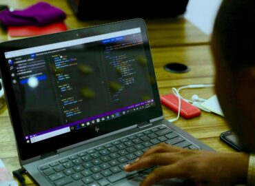 Los nuevos másteres tech ya no forman solo expertos digitales: buscan perfiles capaces de traducir tecnología en negocio