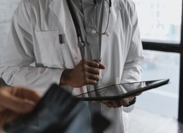 UNIE Universidad lanza el Máster de Formación Permanente en Inteligencia Artificial Aplicada a la Salud