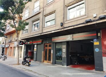 First Stop renueva la imagen de dos de sus talleres históricos en Valencia