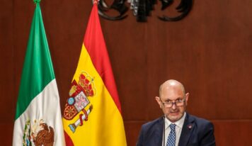 UAG otorga Medalla Ciencia y Libertad al presidente de la Real Federación Española de Futbol
